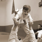 Jiu-Jitsu: a conexão entre pai e filho que ensina disciplina, coragem e resiliência